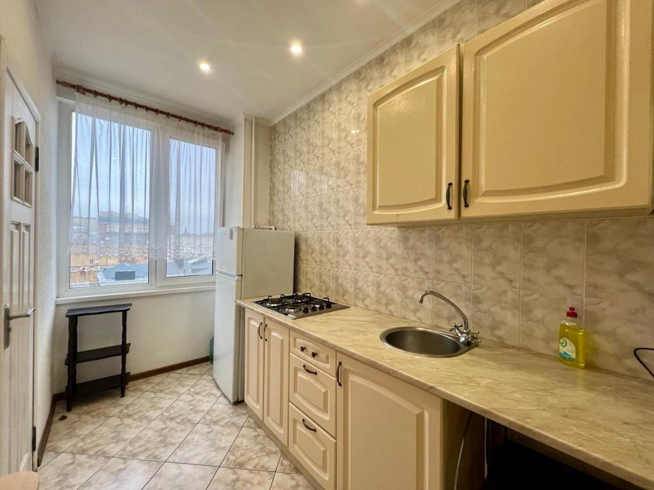 Apartments Near Arena City Kiev Ngoại thất bức ảnh