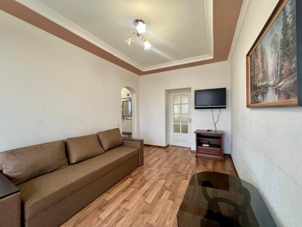 Apartments Near Arena City Kiev Ngoại thất bức ảnh